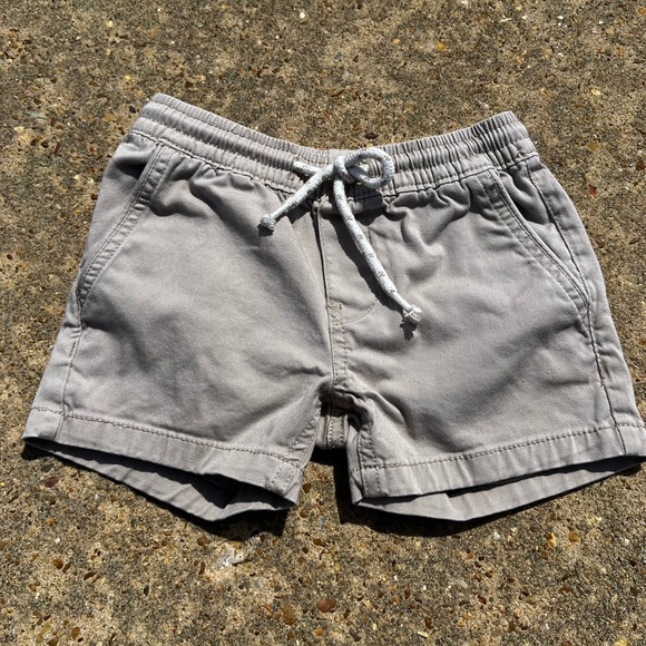 Toddler Khaki Shorts - Picture 1 of 3